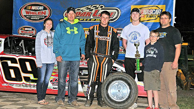 Schott grabs first and second at Cedar Lake Speedway