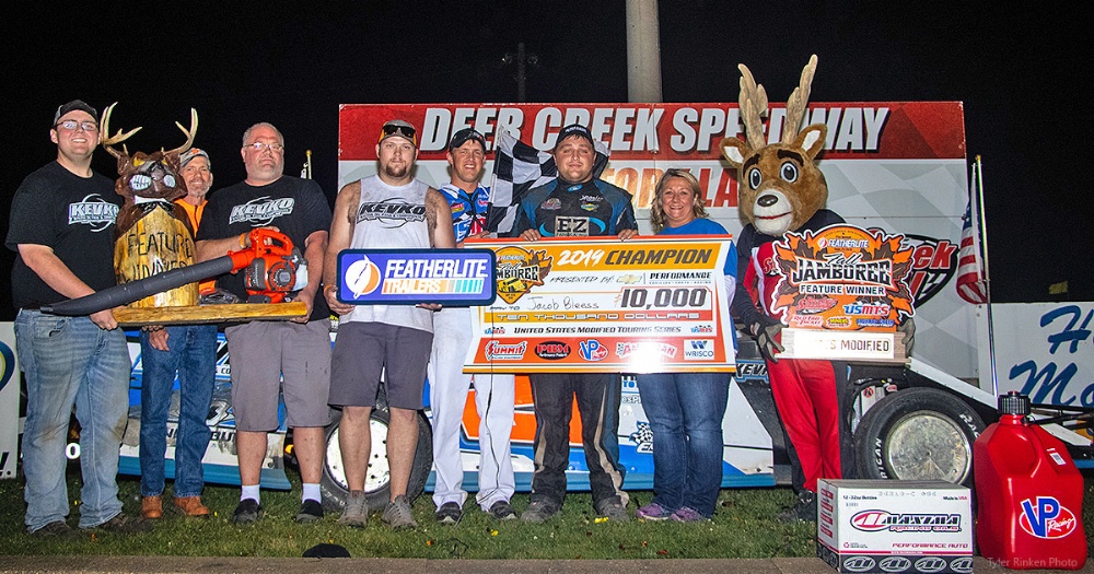 Bleess seizes piece of history with Featherlite Fall Jamboree victory Bleess seizes piece of history with Featherlite Fall Jamboree victory