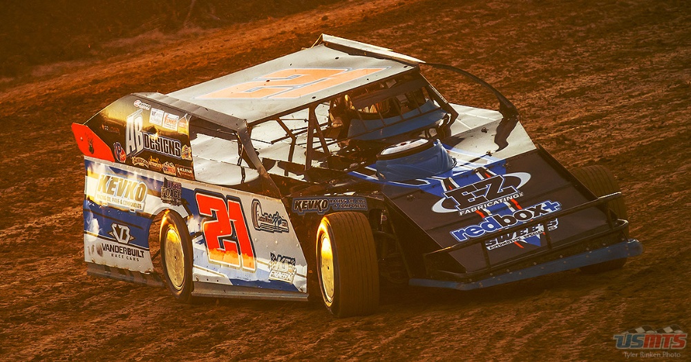 Bleess invades Big O Speedway for Texas Spring Nationals