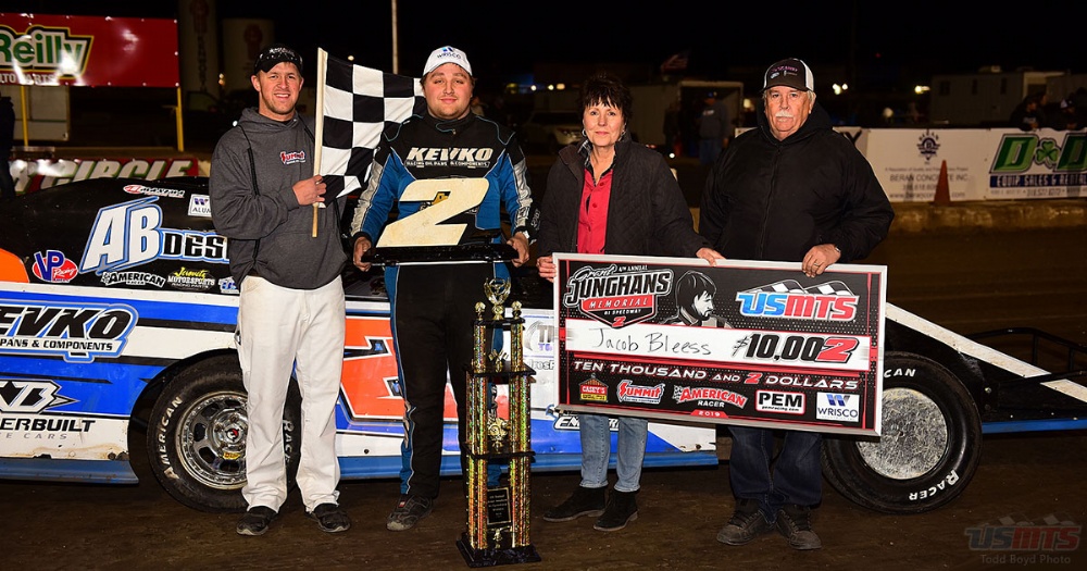 Bleess’ awesome autumn continues with Grant Junghans Memorial win Bleess’ awesome autumn continues with Grant Junghans Memorial win