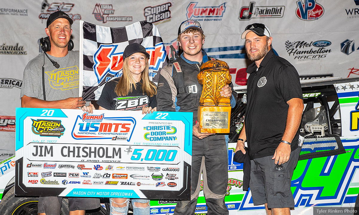 Chisholm savors first USMTS trophy in Mason City’s Mod Mania Chisholm savors first USMTS trophy in Mason City’s Mod Mania