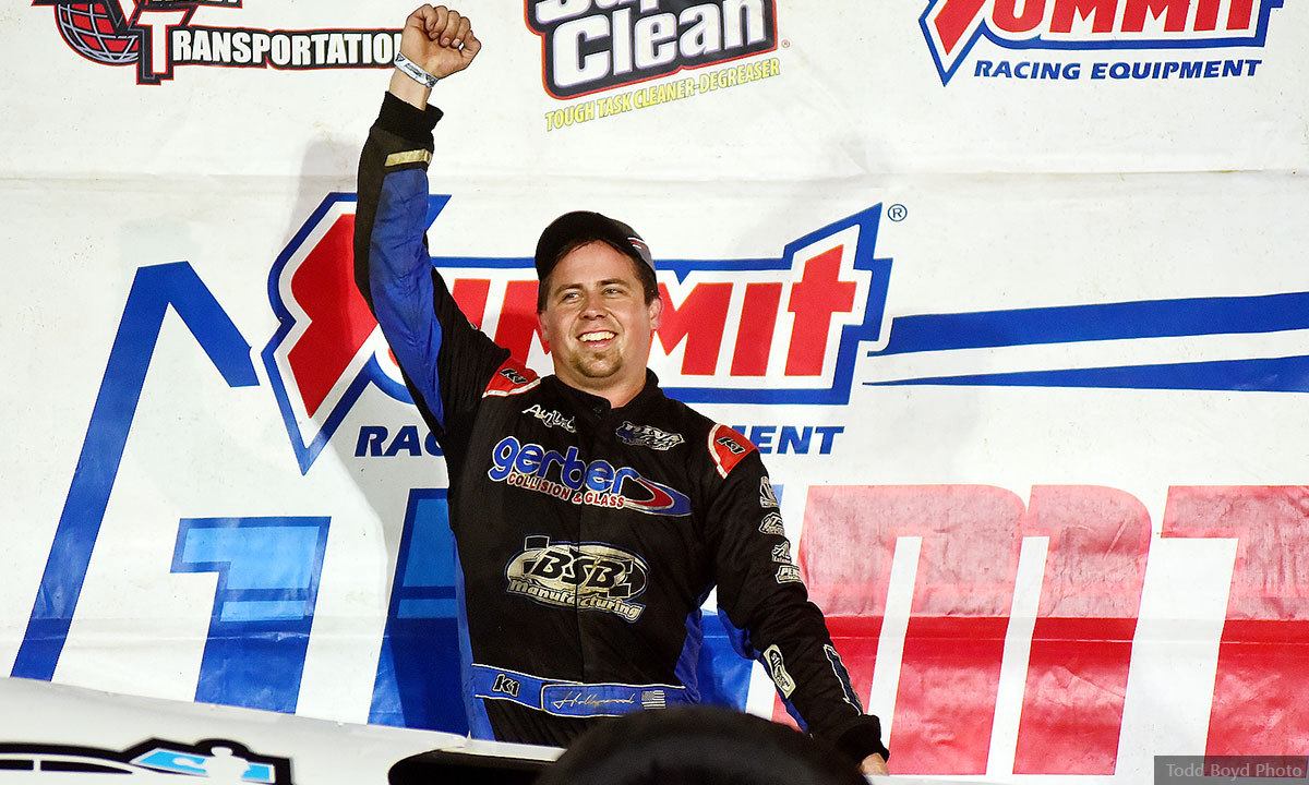 Davis captures USMTS finale at 81 Speedway Davis captures USMTS finale at 81 Speedway