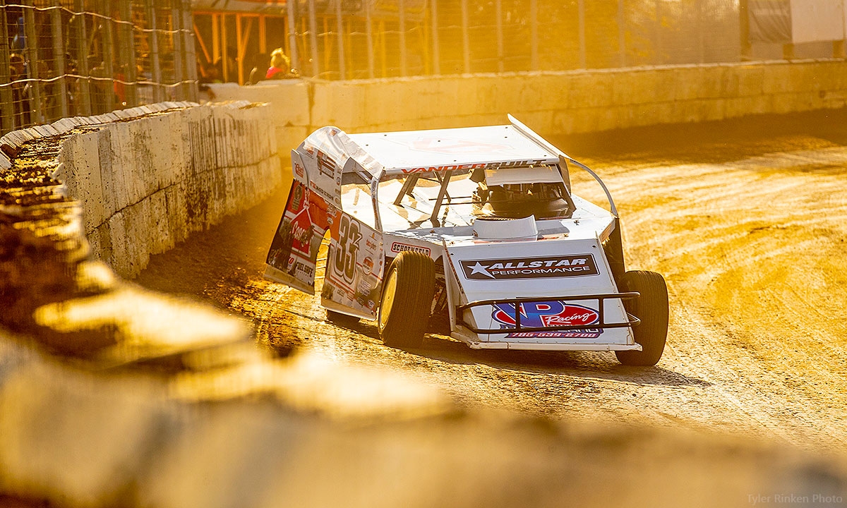 VanderBeek four spots shy of victory in King of America XII finale VanderBeek four spots shy of victory in King of America XII finale