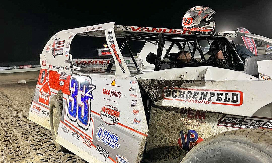 Heat win, front row start highlight USMTS kickoff at Rocket Raceway Park Heat win, front row start highlight USMTS kickoff at Rocket Raceway Park