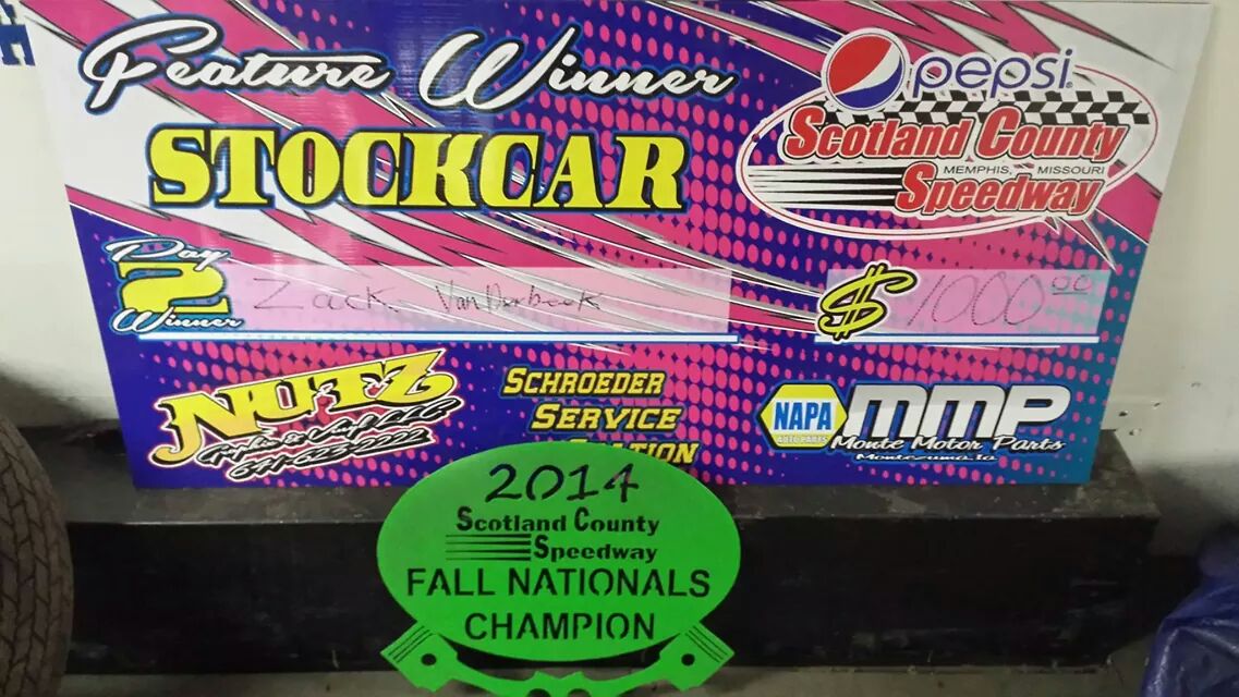 VanderBeek doubles up on opening night of Memphis Fall Nationals