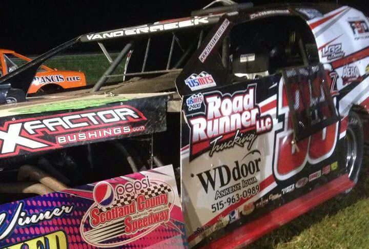 VanderBeek sweeps Memphis Fall Nationals